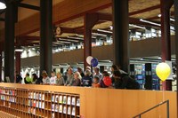 Führung durch die Bibliothek